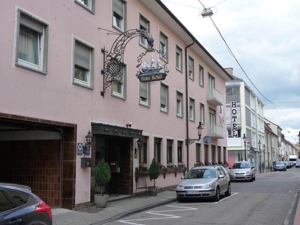 Hotel Schiff 拉施塔特 外观 照片