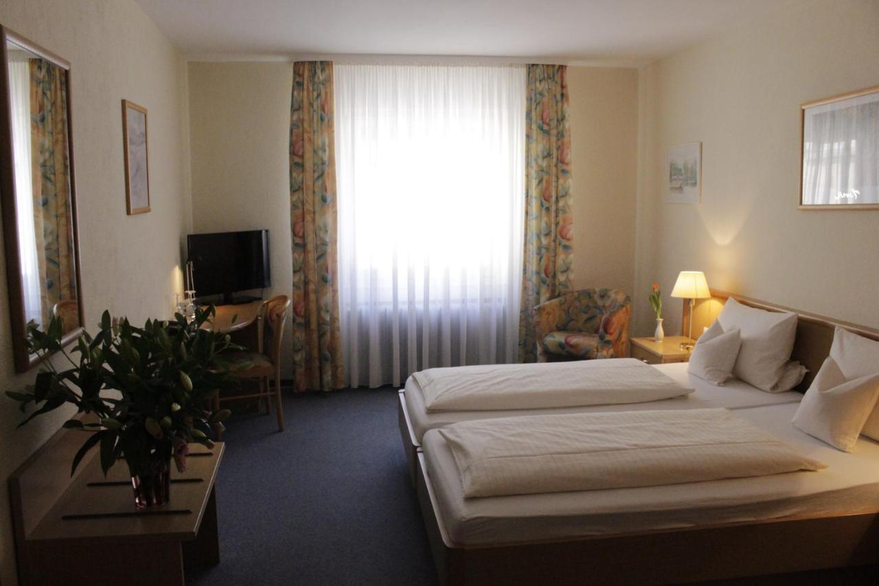 Hotel Schiff 拉施塔特 外观 照片